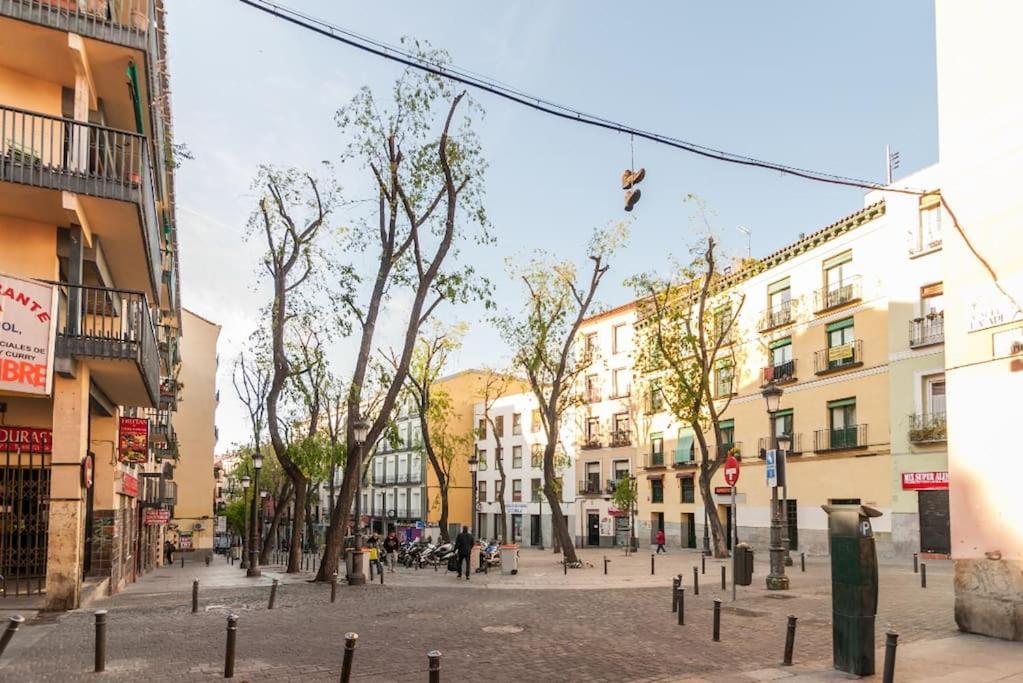 Estudio Lavapies Cerca De Anton Martin Madrid Buitenkant foto