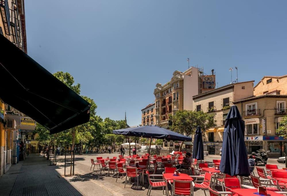 Estudio Lavapies Cerca De Anton Martin Madrid Buitenkant foto
