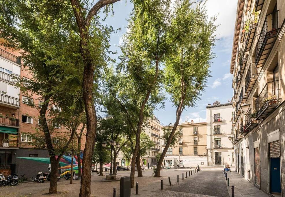 Estudio Lavapies Cerca De Anton Martin Madrid Buitenkant foto